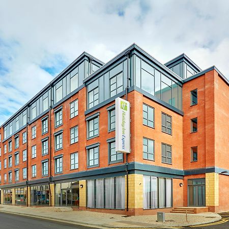 Holiday Inn Express Grimsby By Ihg Esterno foto